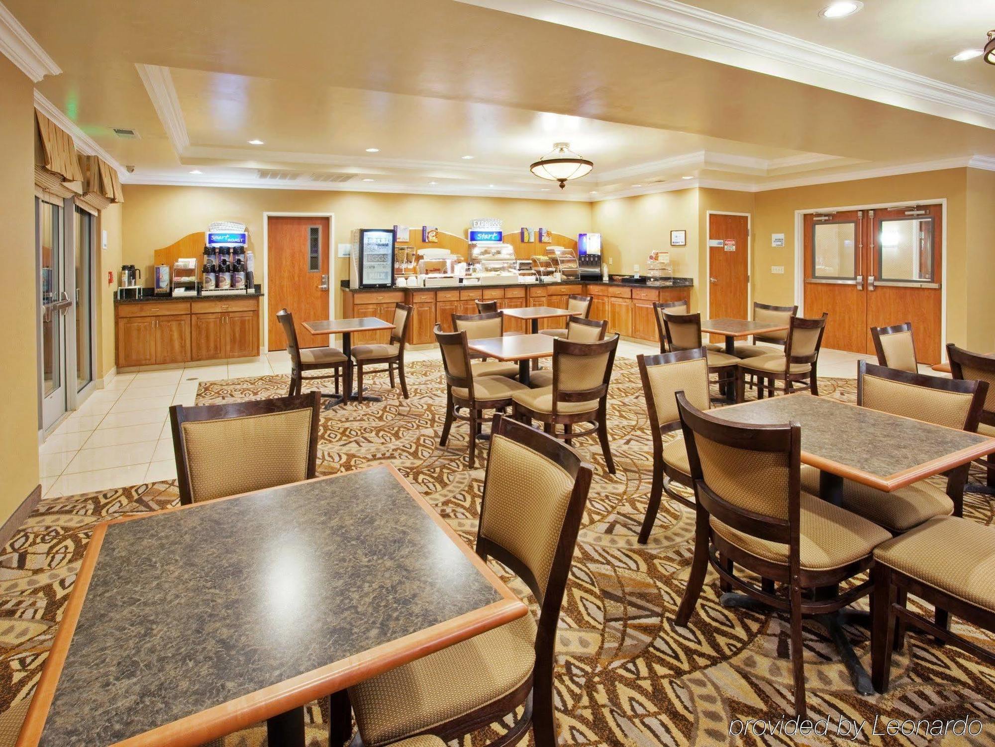 Holiday Inn Express Hotel & Suites Oroville Southwest, An Ihg Hotel Esterno foto